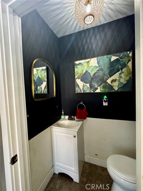 806 E 91st, Los Angeles CA: https://media.crmls.org/medias/a08a9d59-1046-491b-970f-ef74d2f00e5f.jpg