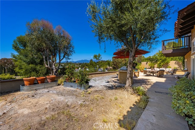 26811 Via Matador, Mission Viejo CA: https://media.crmls.org/medias/a08adf3b-06ef-4f4d-8452-59a67e7c9c55.jpg
