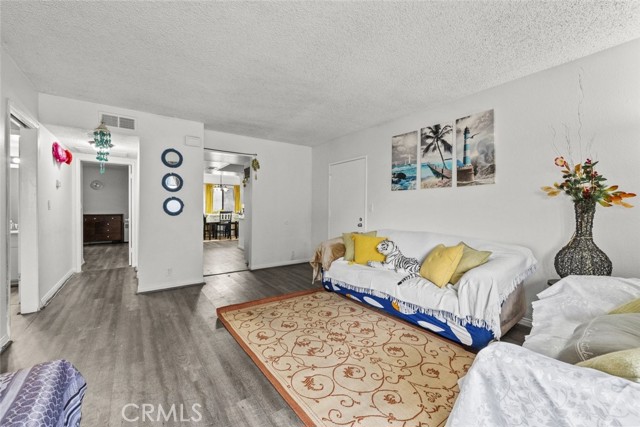 Detail Gallery Image 17 of 34 For 8801 Willis Ave #34,  Panorama City,  CA 91402 - 2 Beds | 2 Baths