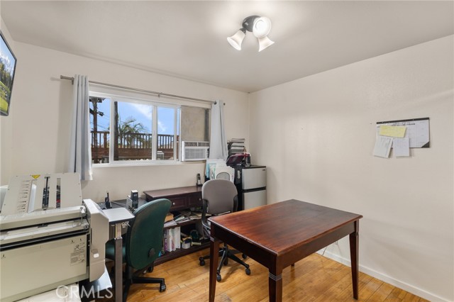 19309 Tillman Avenue, Carson CA: https://media.crmls.org/medias/a08b35c8-1f63-46b5-993a-11b70545d737.jpg