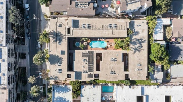 970 Palm, 200 photo 31