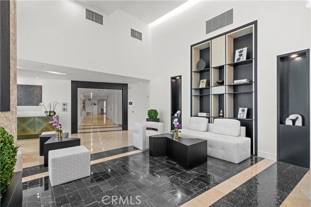 3131 Michelson Drive, Irvine CA: https://media.crmls.org/medias/a08c909e-b390-4b07-81fb-7a4e4f6e7f48.jpg