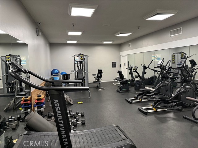 Detail Gallery Image 35 of 46 For 576 N Bellflower Bld #236,  Long Beach,  CA 90814 - 2 Beds | 2 Baths