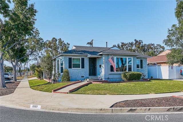 6007 Sugarwood St, Lakewood, CA 90713