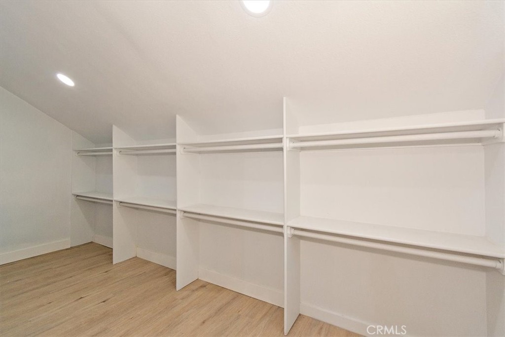 https://media.crmls.org/medias/a08d8dde-3d41-46c3-846a-e23013a37f46.jpg?preset=X-Large