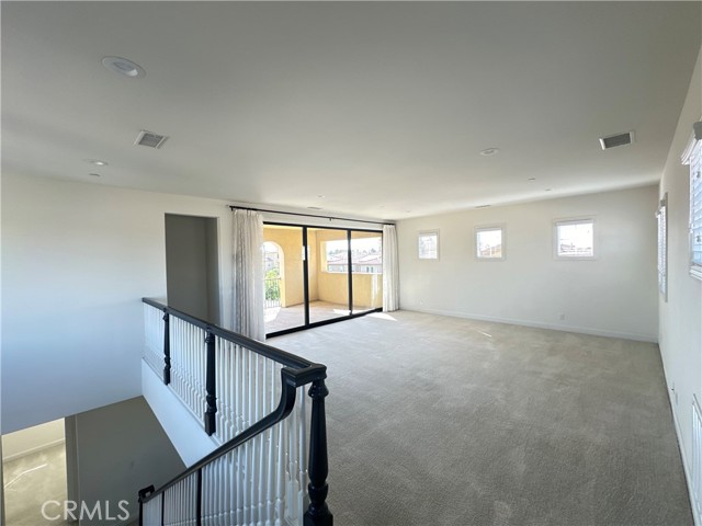 5 Zion Drive, Lake Forest CA: https://media.crmls.org/medias/a08de2a0-c85c-4d25-a0ec-c6203cb5c896.jpg