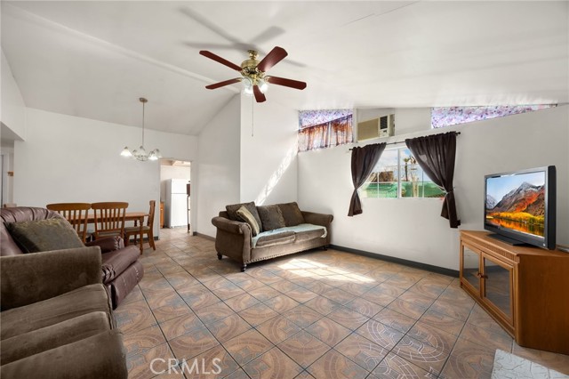 Detail Gallery Image 18 of 50 For 10919 1st, Whittier,  CA 90603 - 4 Beds | 2 Baths