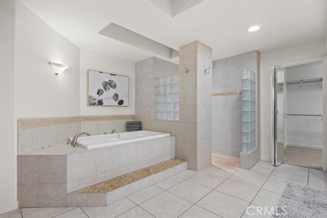 Detail Gallery Image 29 of 44 For 460 Brookside Dr, Chico,  CA 95928 - 3 Beds | 2/1 Baths