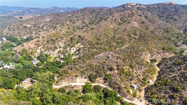 Detail Gallery Image 15 of 21 For 20219 Paradise Ln, Topanga,  CA 90290 - – Beds | – Baths