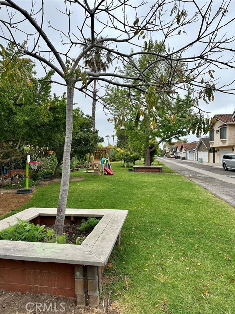1842 Lake Street, Huntington Beach CA: https://media.crmls.org/medias/a090851f-6475-414c-be9f-e3115ec2a029.jpg