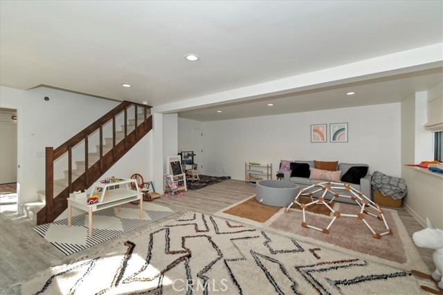 Detail Gallery Image 35 of 63 For 299 Riviera, Lake Arrowhead,  CA 92352 - 6 Beds | 4 Baths