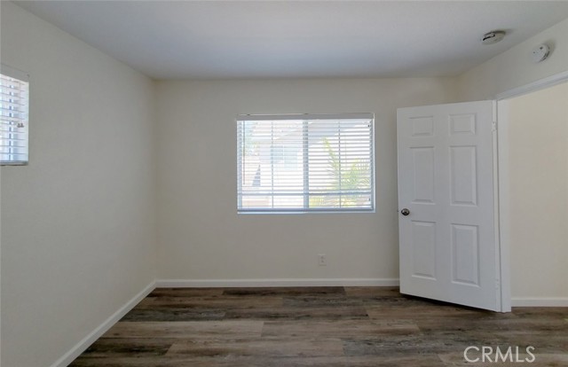 Detail Gallery Image 24 of 40 For 951 Acorn Ln, Corona,  CA 92878 - 3 Beds | 2/1 Baths