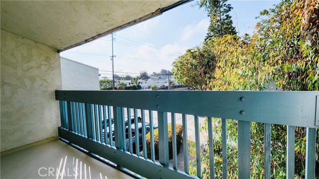 615 Prospect Avenue, Redondo Beach, California 90277, 2 Bedrooms Bedrooms, ,1 BathroomBathrooms,Residential,Sold,Prospect,PV22065210