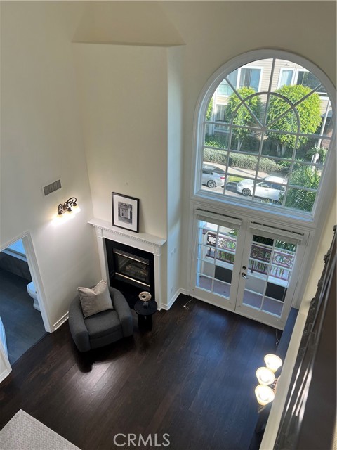 Drew Fenton | 11807 Dorothy Street Los Angeles CA | MLS: 7332337