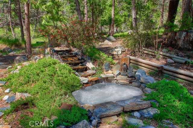 5621 Ponderosa Court, Mariposa CA: https://media.crmls.org/medias/a092d0e0-b6ec-42e2-86e7-9668d0f34b3e.jpg