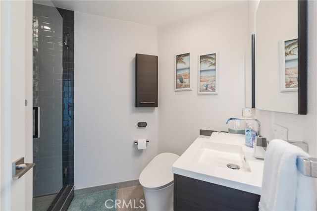 Detail Gallery Image 27 of 59 For 230 Lille Lane #113,  Newport Beach,  CA 92663 - 3 Beds | 3 Baths