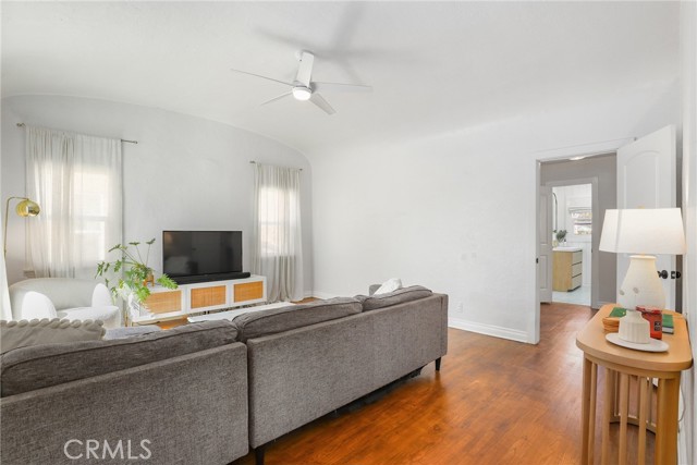 Detail Gallery Image 15 of 34 For 6042 Gundry Ave, Long Beach,  CA 90805 - 2 Beds | 1 Baths