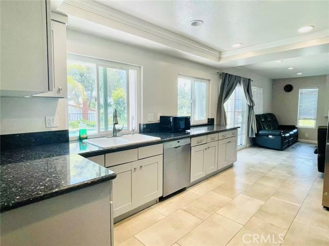 Detail Gallery Image 8 of 18 For 20431 Huntcliff, Walnut,  CA 91789 - 4 Beds | 3 Baths