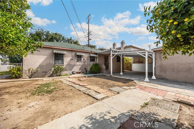 2100 W Valencia Drive, Fullerton CA: https://media.crmls.org/medias/a0935ccd-5a15-4a2d-8835-b298425758cd.jpg