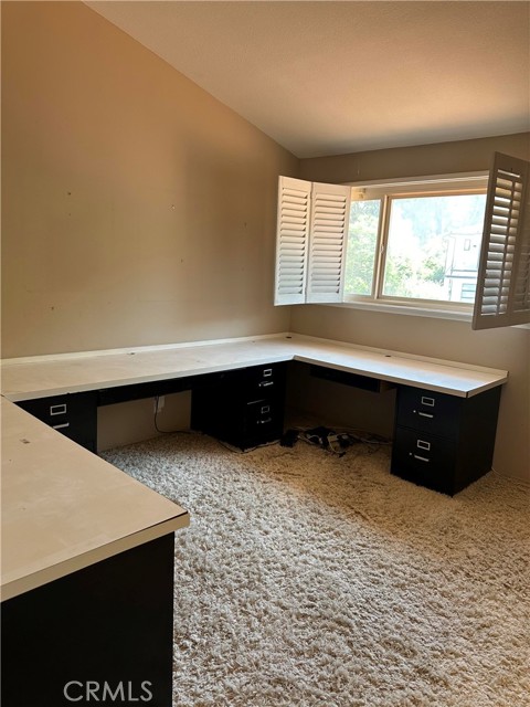 23135 Park Contessa, Calabasas CA: https://media.crmls.org/medias/a09399db-cfcc-49db-a731-df11c685bab2.jpg