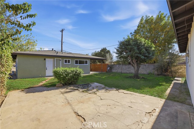 577 Herrington N Avenue, San Bernardino CA: https://media.crmls.org/medias/a09457ab-a9c2-4e67-8bcf-a19046e7bee1.jpg