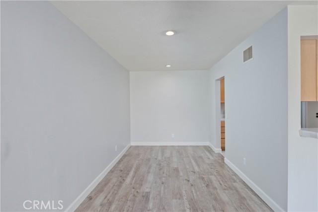 5454 Zelzah Avenue, Encino CA: https://media.crmls.org/medias/a095498c-28c8-4658-9779-5bfb96b88c19.jpg