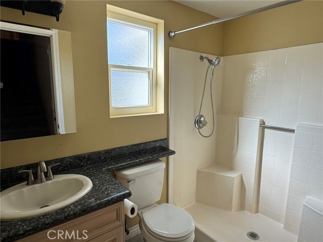 Detail Gallery Image 11 of 28 For 45712 Classic Way, Temecula,  CA 92592 - 4 Beds | 3 Baths