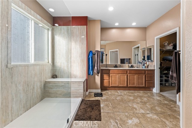 Detail Gallery Image 21 of 43 For 1449 Underhill Ct, Beaumont,  CA 92223 - 4 Beds | 3/1 Baths