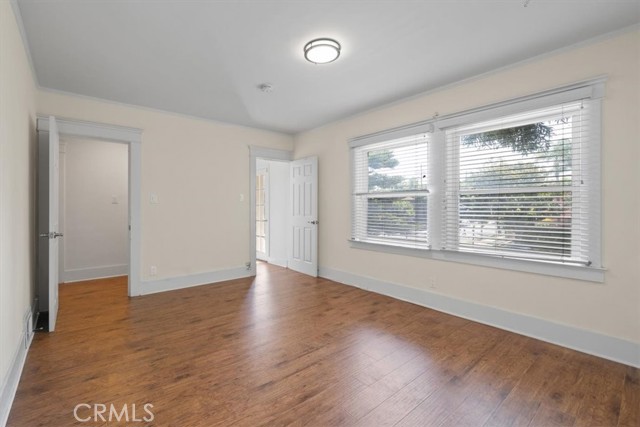 268 S Norton Avenue, Los Angeles CA: https://media.crmls.org/medias/a0961a9c-6c50-41e7-91c6-8543b0659f96.jpg