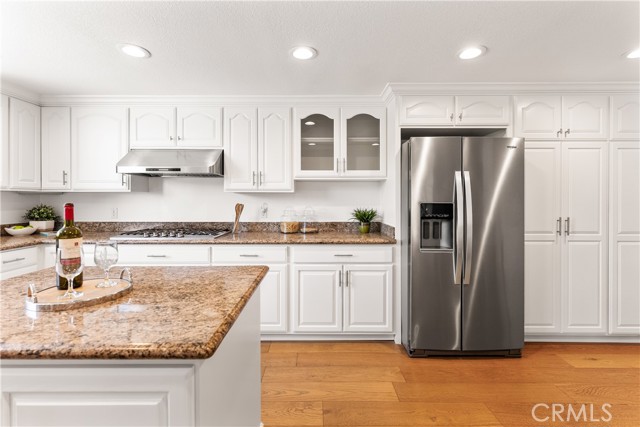 23721 Sarda Road, Valencia CA: https://media.crmls.org/medias/a0961c3a-79bb-409e-8b4b-65b5b862b673.jpg