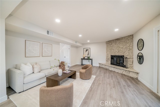 Detail Gallery Image 14 of 31 For 13627 Scenic Crest Dr, Yucaipa,  CA 92399 - 4 Beds | 2/1 Baths