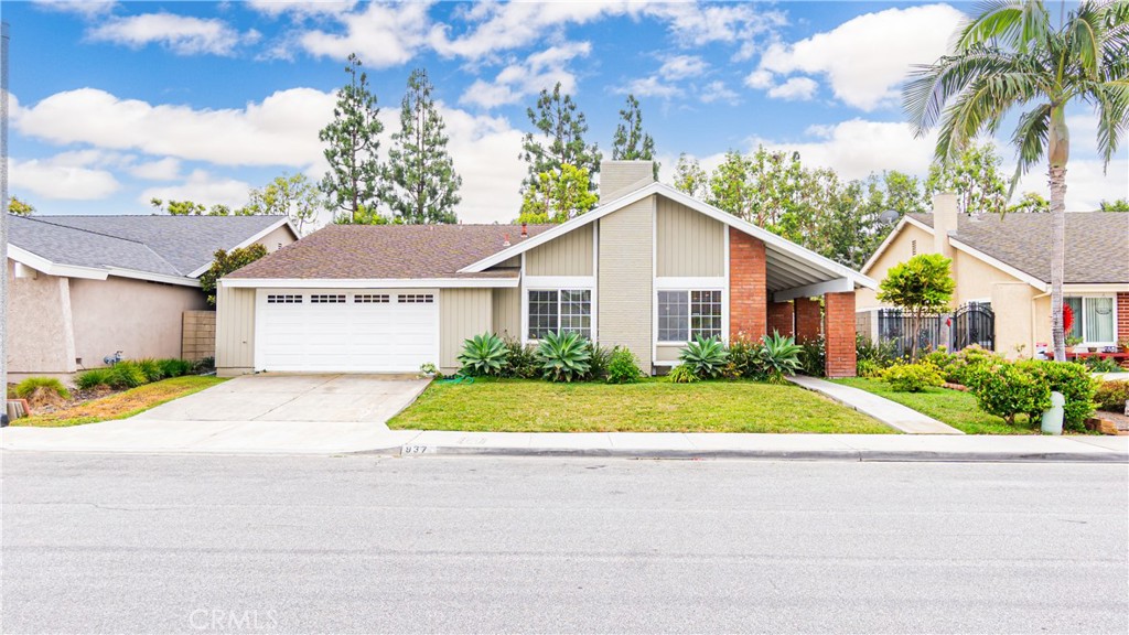 937 Dahlia Avenue