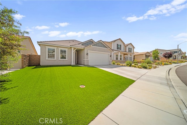 Detail Gallery Image 8 of 52 For 45105 Quicksilver, Lake Elsinore,  CA 92532 - 4 Beds | 2 Baths