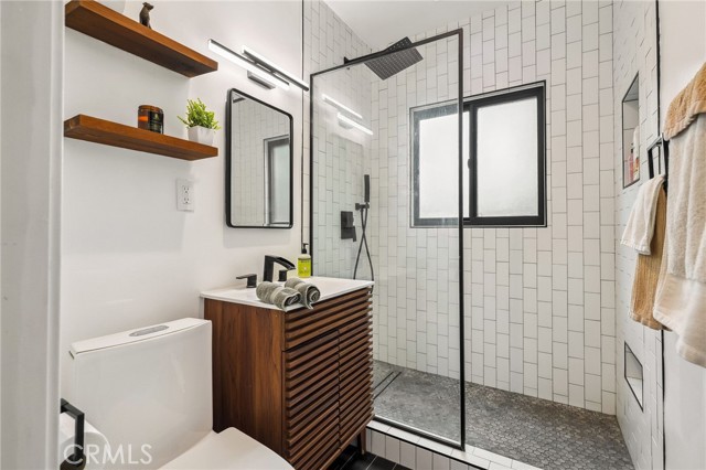 1812 Las Flores Drive, Los Angeles CA: https://media.crmls.org/medias/a0973ca1-53d8-4e81-90cc-09c9607cba29.jpg