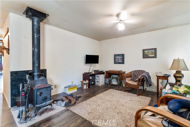 Detail Gallery Image 15 of 41 For 70331 Vineyard Canyon Rd., Parkfield,  CA 93451 - 4 Beds | 2 Baths