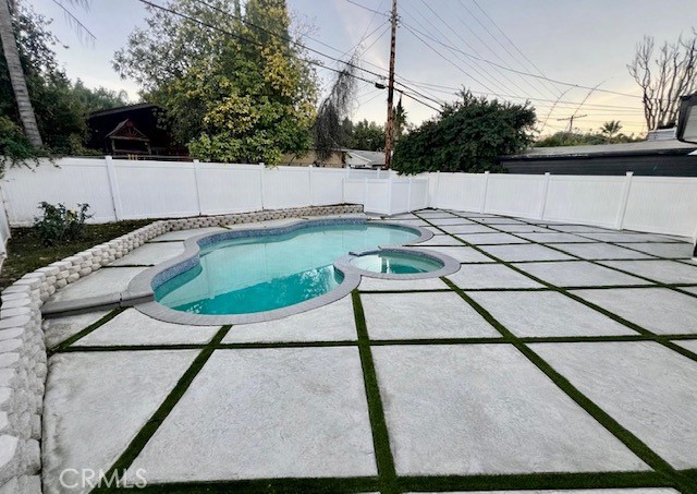 Detail Gallery Image 4 of 18 For 22020 Viscanio, Woodland Hills,  CA 91364 - 3 Beds | 2 Baths