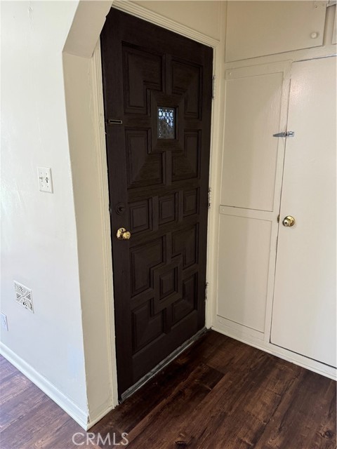 Detail Gallery Image 14 of 27 For 14708 S Frailey Ave, Compton,  CA 90221 - 4 Beds | 2 Baths