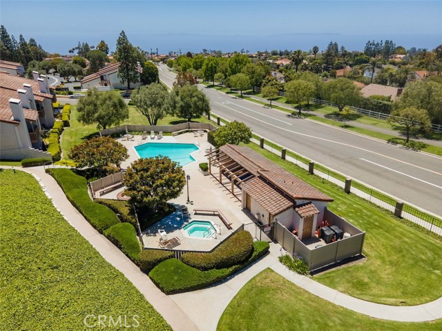 30 Seaview Drive, Rolling Hills Estates, California 90274, 2 Bedrooms Bedrooms, ,2 BathroomsBathrooms,Residential,Sold,Seaview,PV22119723
