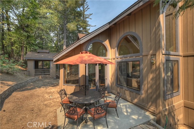 Detail Gallery Image 22 of 53 For 27336 Alpen Dr, Lake Arrowhead,  CA 92352 - 4 Beds | 4/1 Baths