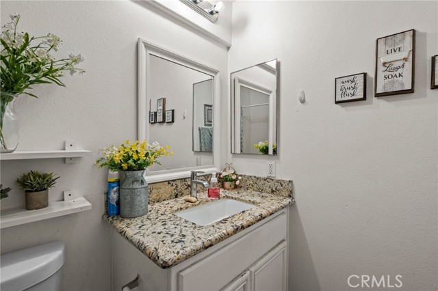 Detail Gallery Image 26 of 36 For 13715 Ochre Ln, Victorville,  CA 92394 - 4 Beds | 3 Baths