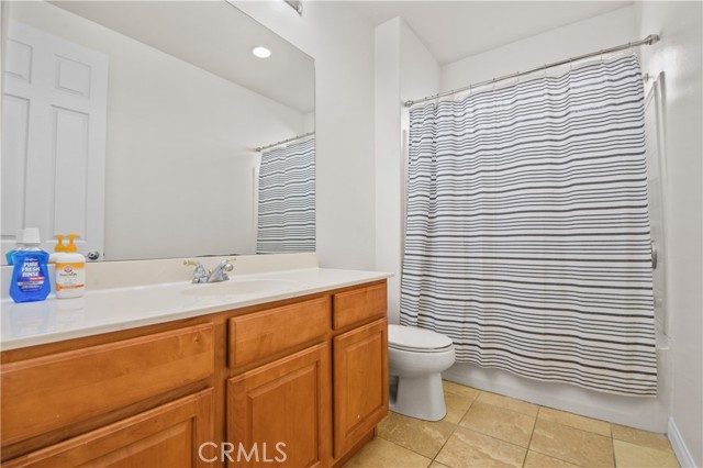 Detail Gallery Image 7 of 18 For 13957 San Aliso Ct, Corona,  CA 92880 - 6 Beds | 3/1 Baths