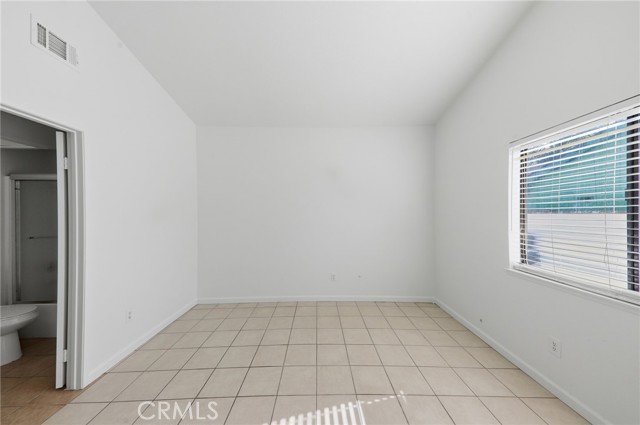 Detail Gallery Image 19 of 32 For 14545 Sylvester, Moreno Valley,  CA 92553 - 2 Beds | 2 Baths