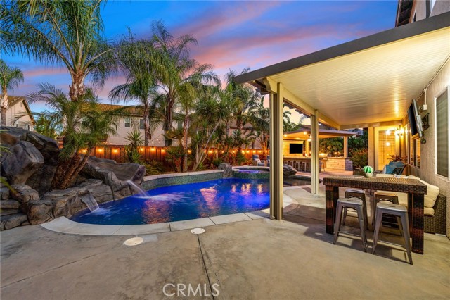 14131 Apple Grove Court, Eastvale CA: https://media.crmls.org/medias/a09c1959-f392-49d1-8f91-b6838de1166b.jpg