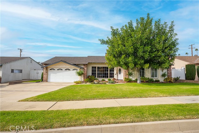 Detail Gallery Image 3 of 44 For 125 Pinewood Pl, Glendora,  CA 91741 - 3 Beds | 2/1 Baths