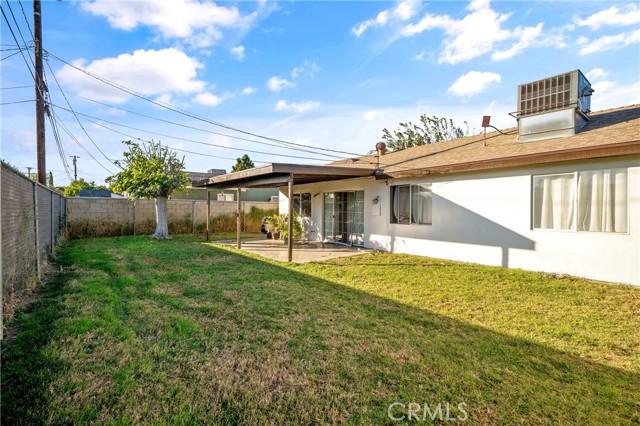 Detail Gallery Image 20 of 29 For 19351 W Mallory Dr, Bloomington,  CA 92316 - 4 Beds | 2 Baths