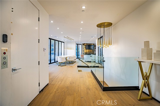 Detail Gallery Image 21 of 42 For 8144 Gould Ave, Los Angeles,  CA 90046 - 4 Beds | 5 Baths