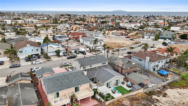 4941 Catamaran Street, Oxnard CA: https://media.crmls.org/medias/a09d19e2-61e9-4ccf-be43-322bac5bd9bb.jpg