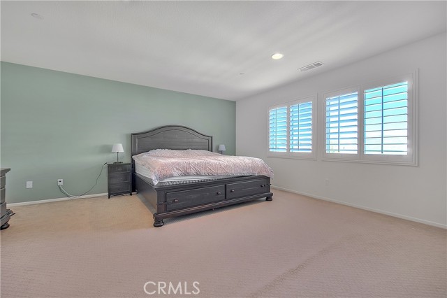 Detail Gallery Image 30 of 60 For 4822 Carl Ct, Jurupa Valley,  CA 91752 - 5 Beds | 3/1 Baths
