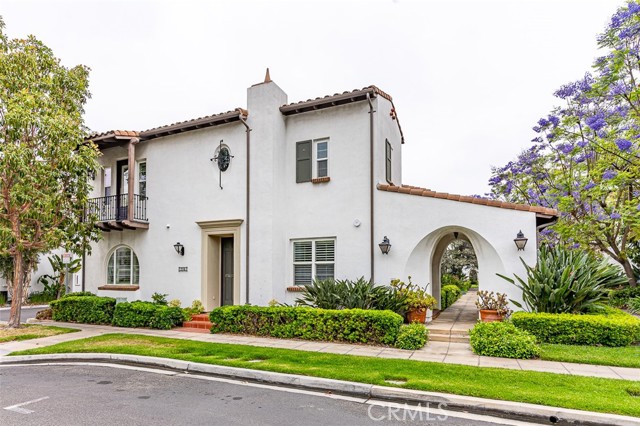 334 N Santa Maria Street, Anaheim CA: https://media.crmls.org/medias/a09e1092-3367-4fc5-b1fc-f2846d9988bf.jpg