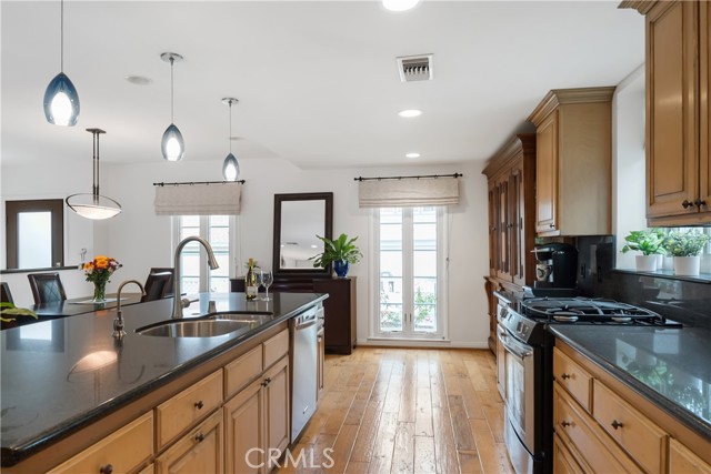 Kitchen - Open layout